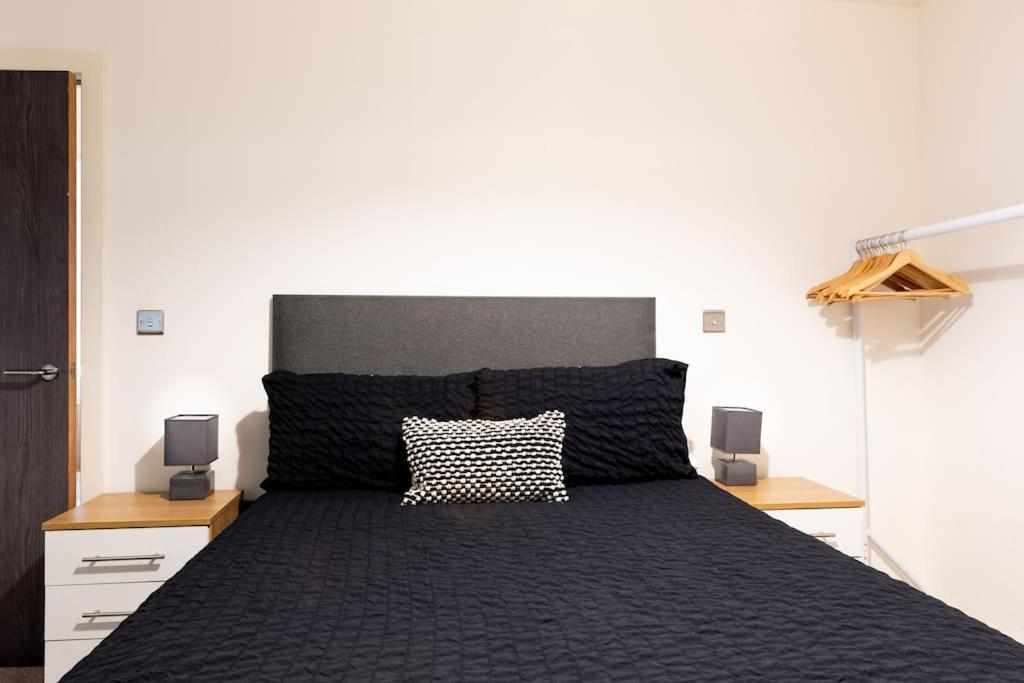 2 Bed Apartment With Pool Table Bradford (West Yorkshire) Exterior foto