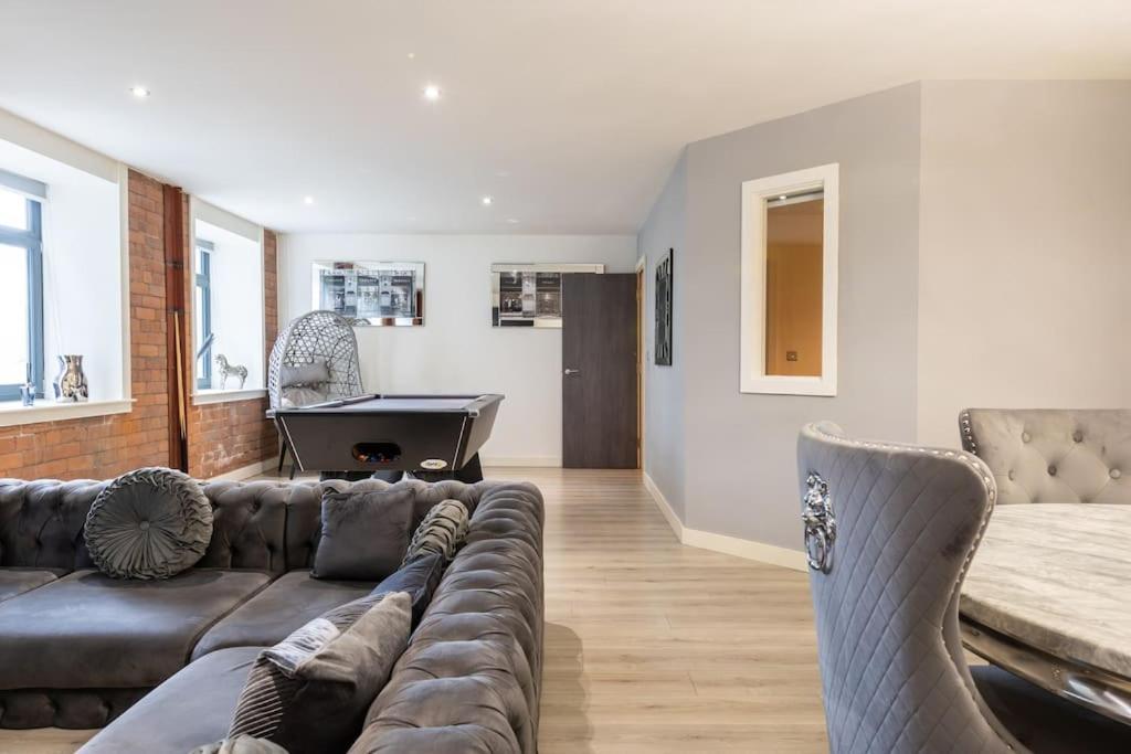 2 Bed Apartment With Pool Table Bradford (West Yorkshire) Exterior foto